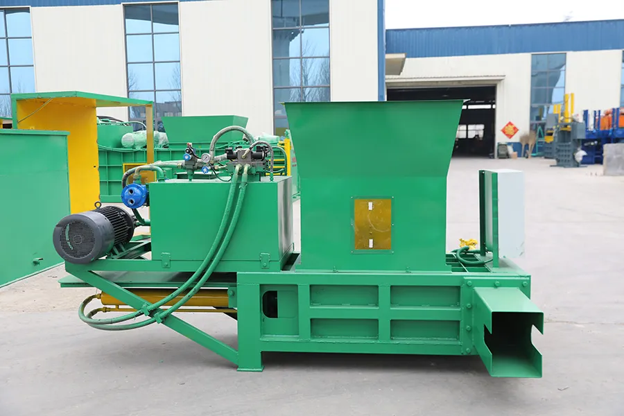 Double cylinder straw baler