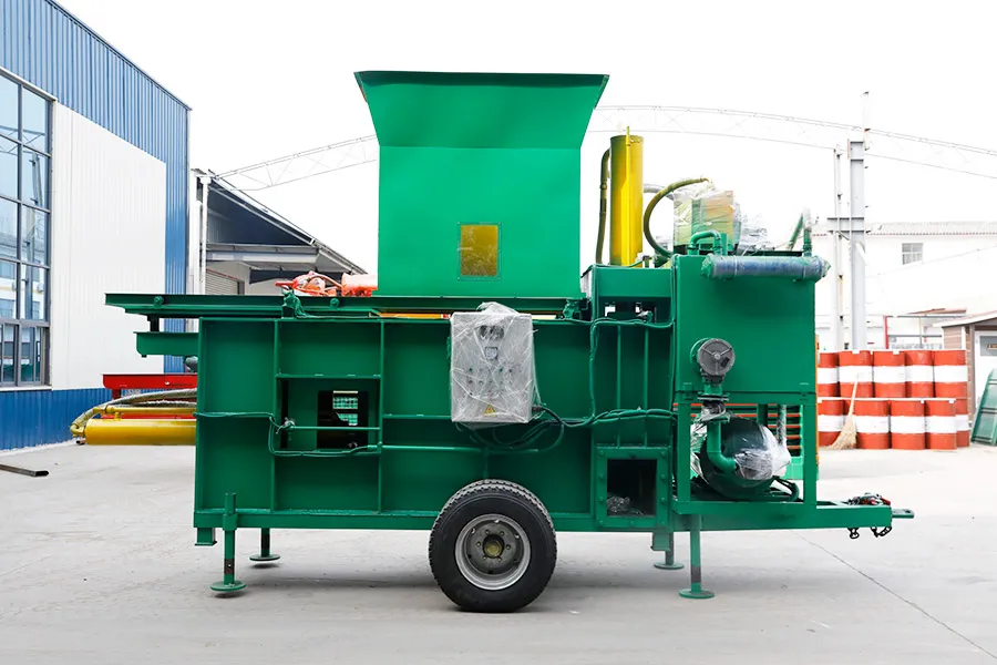 Large three-cylinder straw baler factory